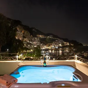 4* Hotel Aurora